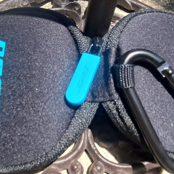 *New* Bose Earbuds Carrying Case - Picture 3 of 3